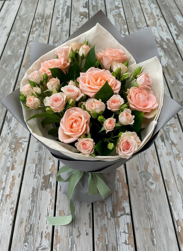 Букет цветов из: Розы в Камбулате