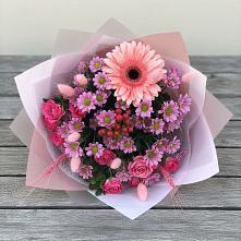 Букет цветов из:  Розы, Герберы и Хризантемы в Камбулате