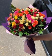 Букет Микс из разноцветных кустовых роз #REPLACE_PRED# Камбулате