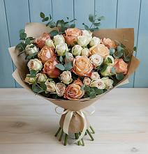 Букет цветов из:  Альстромерии и Розы в Камбулате