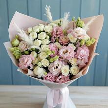Букет цветов из:  Альстромерии и Розы в Камбулате