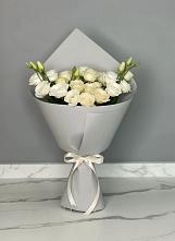 Букет цветов из:  Розы и Лизиантусы #REPLACE_PRED# Камбулате